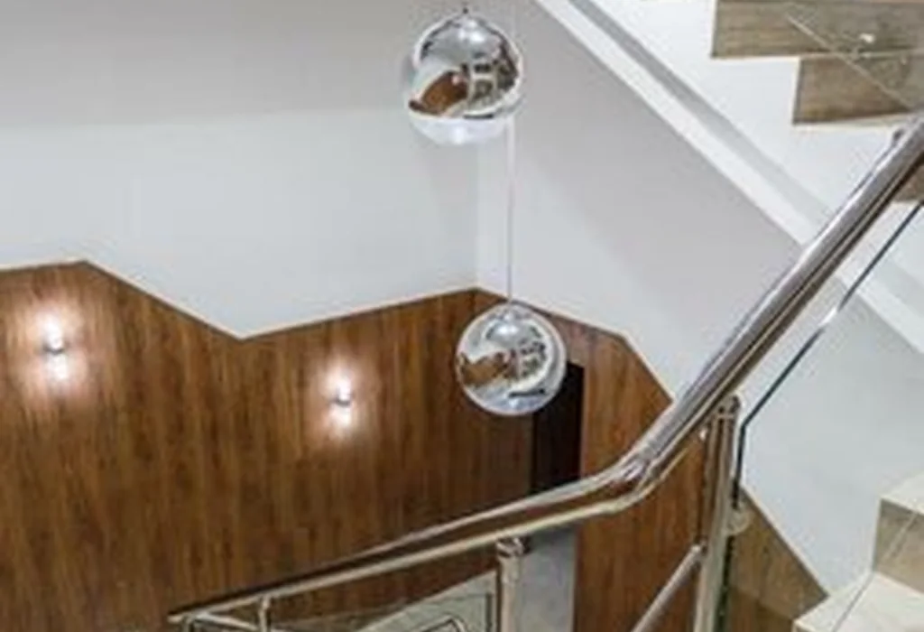 Двухместный номер ДЕЛЮКС с одной кроватью